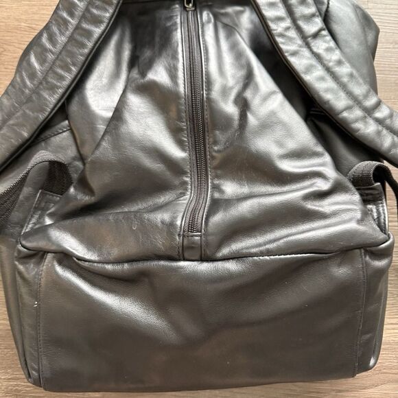 Vintage Eddie Bauer Cowhide Leather Black Stitched‎ Backpack Unisex EUC